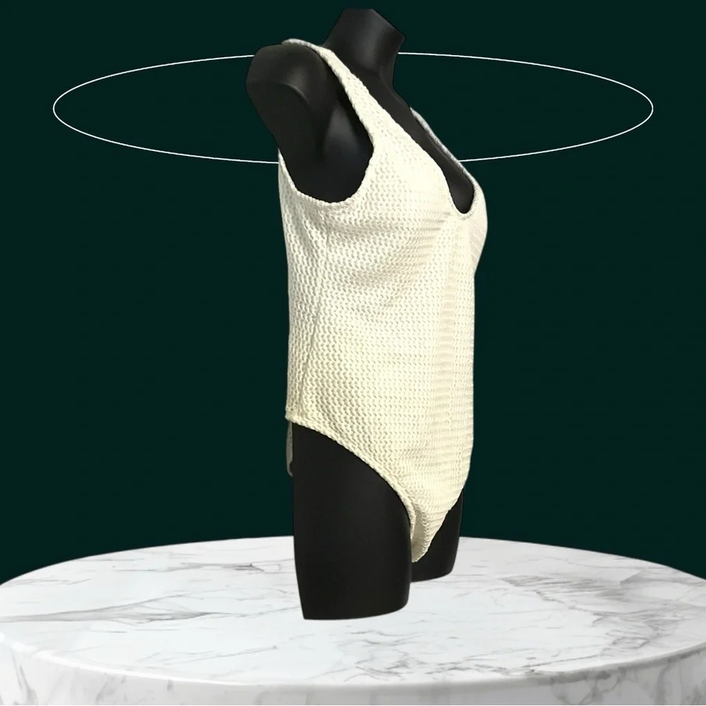 Swimwear Cream Waffle Weave One‎ Piece SZ 1X Women High Leg Bathing Suit Padded
